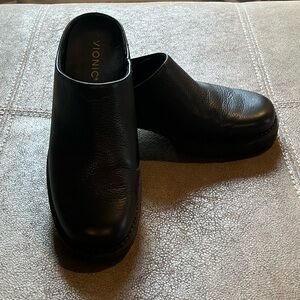 Vionic Black Leather Mules